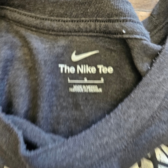 GUC - Nike Football Tee (LG) - Picture 2 of 2